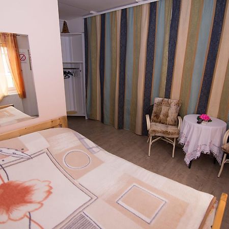 Smek Motel Белград Екстериор снимка